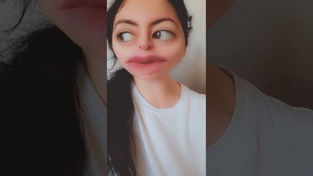 Смотрела Ютуб!