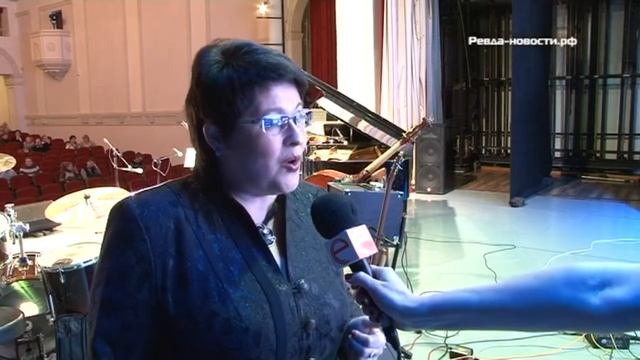 Джазовые композиции исполнил для жителей Ревды ансамбль из Екатеринбурга смотреть онлайн