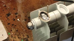 Необычный ремонт алюминиевого радиатора отопления