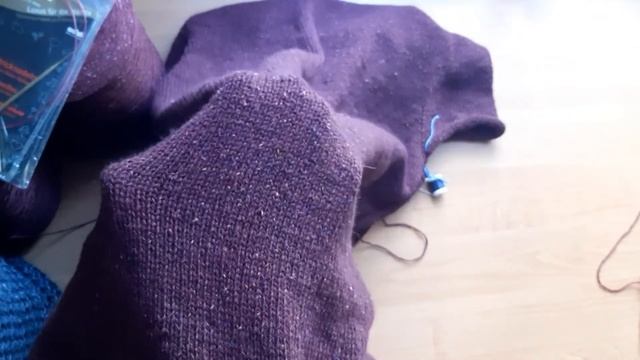 Стиль в простоте! Вязанный пуловер и платье-свитер смотреть онлайн