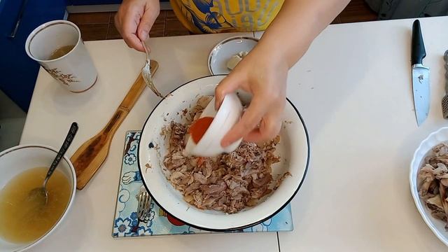 Вы будете удивлены как быстро, просто и бюджетно готовится это блюдо. Отличная замена колбасе!!!