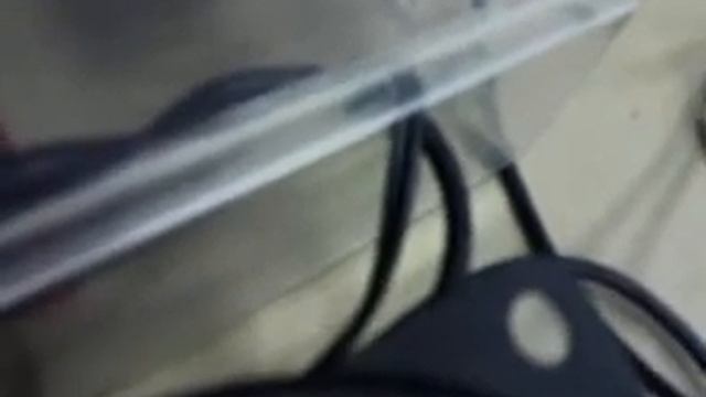 Probando las pastillas de la guitarra смотреть онлайн