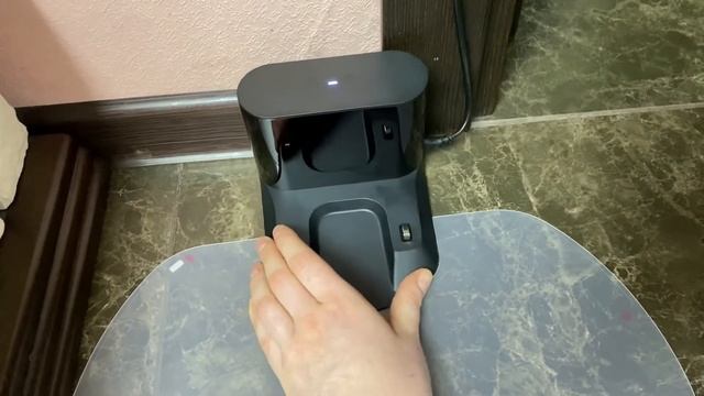 Как зарядить робот-пылесос смотреть онлайн