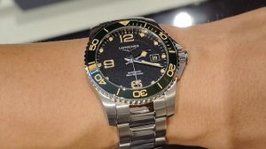 Longines HYDROCONQUEST L3.781.4.05.6 New Green color