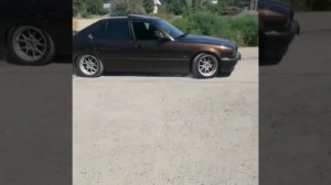 BMW 540i e34 4.4 300hp