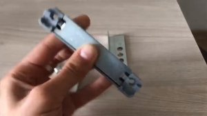 Магнитная защелка Roto: удобство фиксации балконной двери