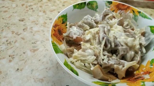 РЫЖИКИ  с  отварной  КАРТОШКОЙ