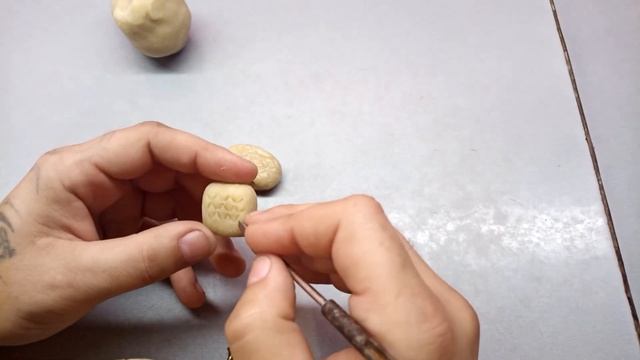 ЧЕТКИ ЗМИЯ (четки перекидные змия из хлеба мякиша) смотреть онлайн