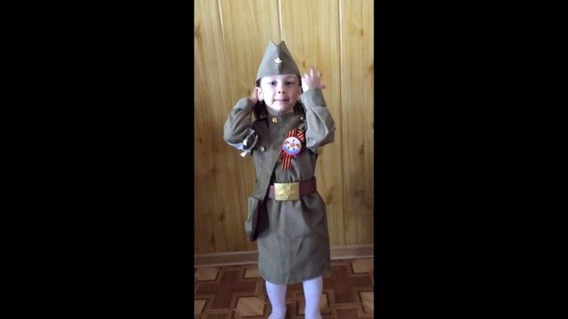 7 "День Победы" Исполняет воспитанница младшей группы "Б" Калмыкова Каролина 4 год смотреть онлайн