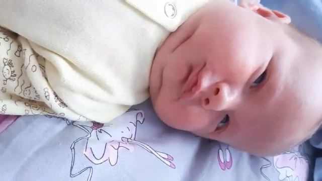 дашутка кряхтит, один месяц смотреть онлайн