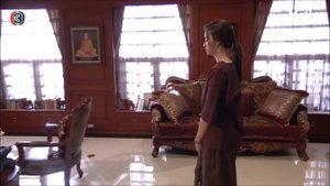 Thai actress Nichari Chokprajakchat in handcuffs and leg irons | 泰劇龍火珠華女演員妮查麗戴手銬腳鐐