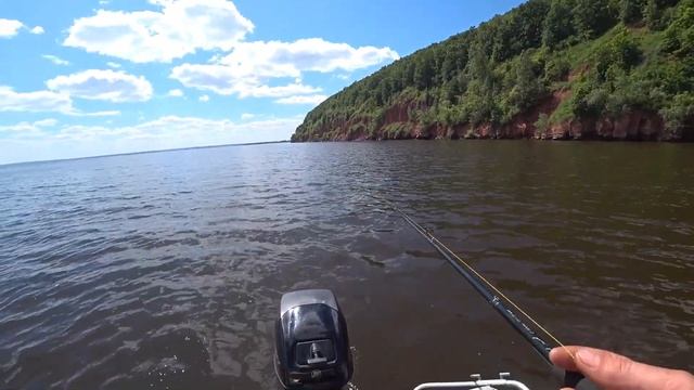 РЫБАЛКА НА РЕКЕ КАМА , СТАРОЕ РУСЛО РЕКИ ИК смотреть онлайн