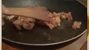 Аппетитные макароны в соусе «Карбонара»