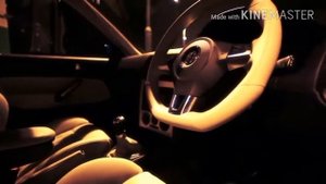 Красивый ночной клип с тремя автомобилями