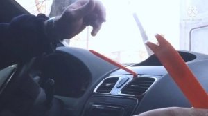 Как снять часы на Emgrand EC7 (черный салон)