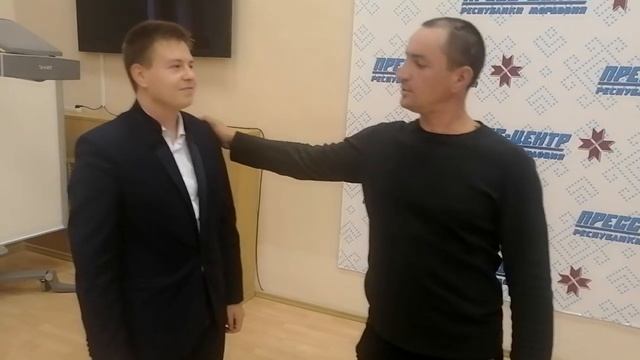 Поэт-песенник Сергей Моряков:от каратэ до стихов - один шаг!..