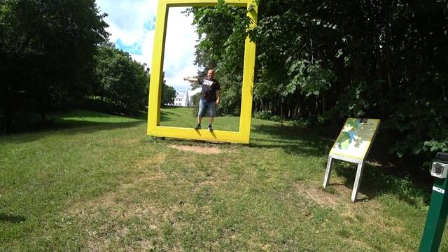 252.Прогулка по восточной Эстонии, часть 3. Городище Калевипоега вокруг мрачного озера с замком. 4К смотреть онлайн