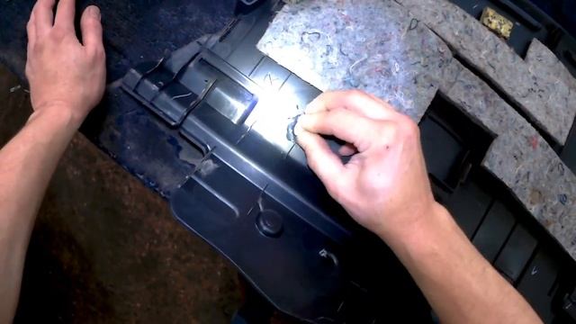 [ПОДРОБНО] Как снять обшивку двери со снятием стёкол Mitsubishi Lancer X ➤ Пошаговое руководство