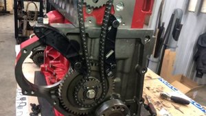 Установка новой ГБЦ Cummins 2.8