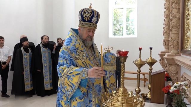 Митрополит Филипп освятил часовню в честь Пресвятой Богородицы в Мгарском монастыре смотреть онлайн
