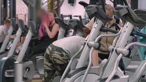 Пенсионеры отжигают в спортзале | Old men in fitness prank