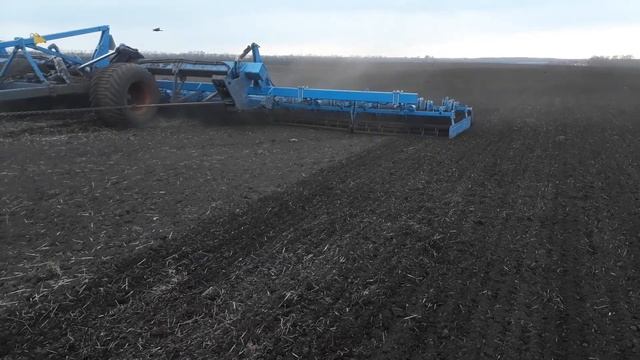 Демонстрация предпосевного культиватора LEMKEN Гигант 12S/1600 Компактор в ООО Мираторг смотреть онлайн