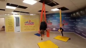 Занятие по воздушной гимнастике в Пушкино