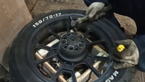Замена сайлентблоков заднго колеса Omaks motrac 250 jj170mm. Первый запуск после зимы.