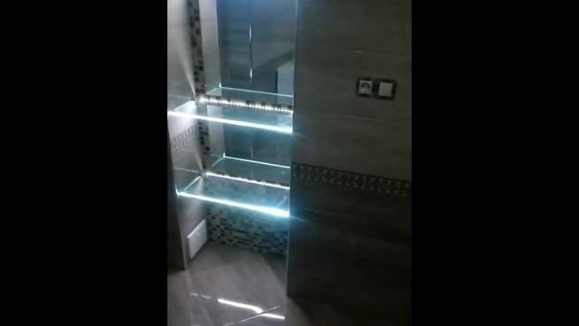 Cветодиодная лента РЕМОНТ ванной под КЛЮЧ #ДизайнВанной #ОтделкаВанныВидео