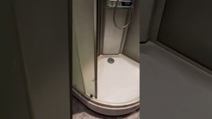 Что можно сделать, если у вас плохо сливается вода в душкабине