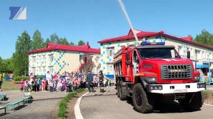 Пожарные провели открытое занятие в детском саду «Улыбка»