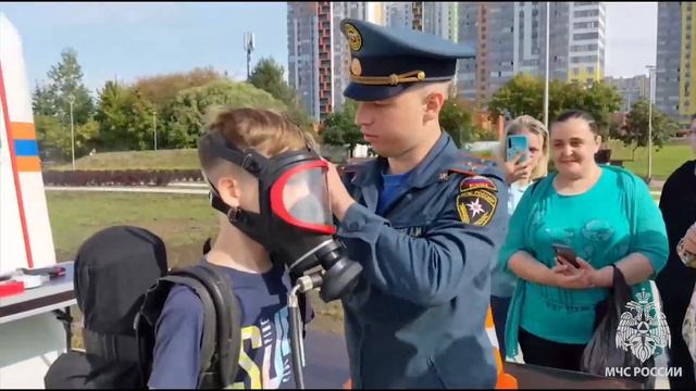 Праздник пожарной охраны в Фрунзенском районе смотреть онлайн