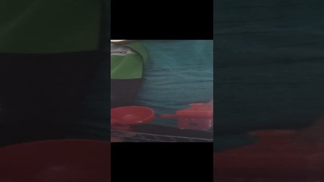 монтаж чашечных поилок, для перепелов.


.
