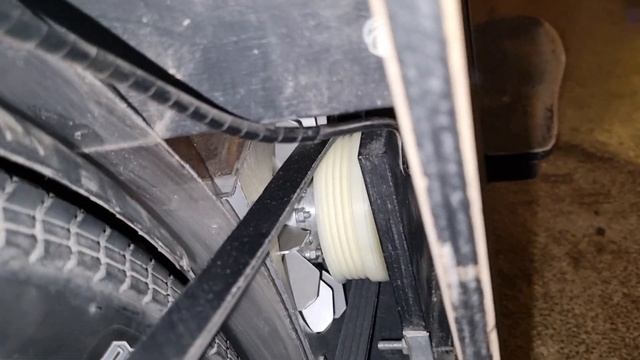 Установил шкив, лопатки, уменьшил зазор, на самодельном электродвигателе, сегодня тестовый выезд смотреть онлайн