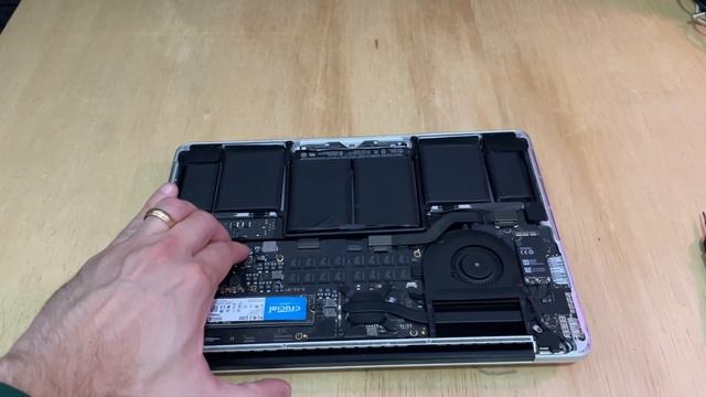 Macbook Pro ? Retina 2014 A1502 Aprenda como fazer Upgrade SSD P2 [Tutorial] fácil e rápido! #macos смотреть онлайн