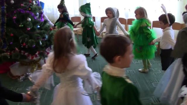 Новорічні пісні,дитячі пісні, співаю Діти, Утренник в детском саду, новый год видео, ЖИВИЙ ЗВУК