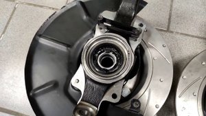 Ступичный узел на Ниву, Шеви Ниву, с подшипником ИВЕКО, в сборе с тормозным перфорированным диском.