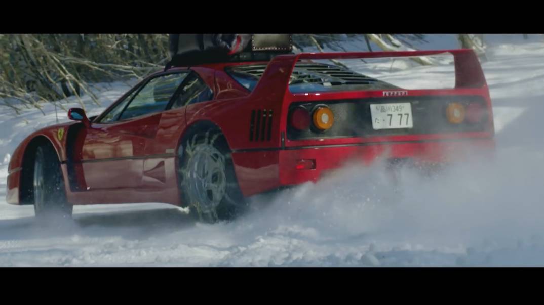 Снежный Дрифтинг Ferrari F40 в Японии