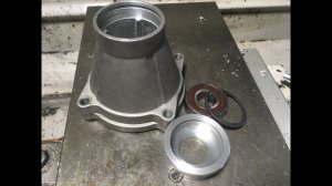 Переделка триммера. Втулка для подшипника. #токарка #токарныеработы