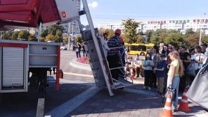 День города. Минску 954 года. Праздник Первомайского района возле Национальной библиотеки.