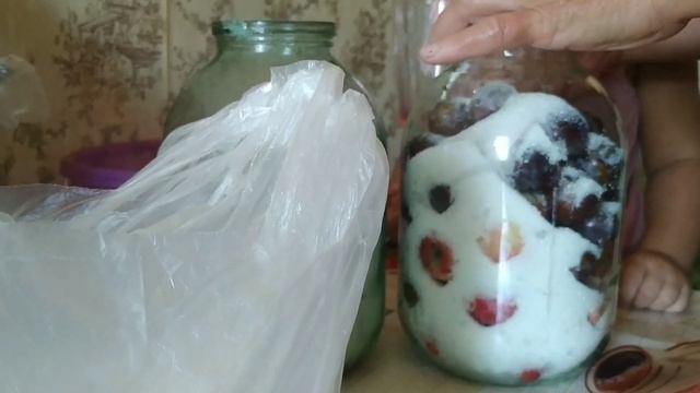 Компот назиму из слив и яблок