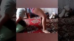 Как научится делать мостик стоя?