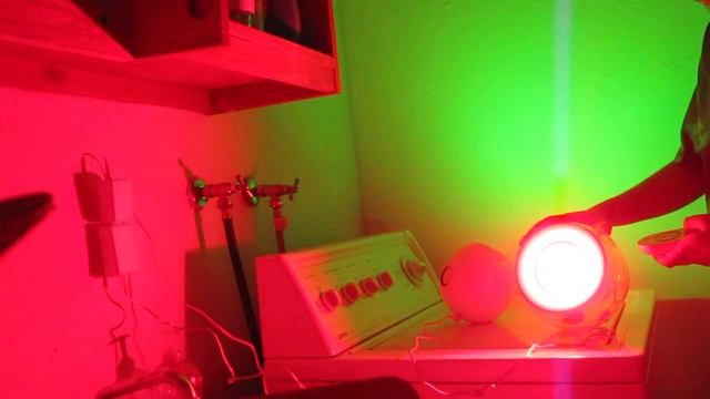 Philips LivingColors Generation 2 + Mini - Video Test 1.MOV смотреть онлайн