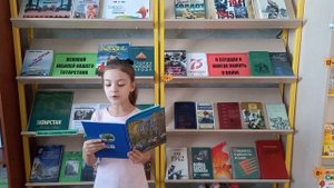 Муса Джалиль «Родник», читает Белогубова Елизавета, 9 лет