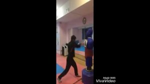 Отработка ударов на резиновой груше "Герман"