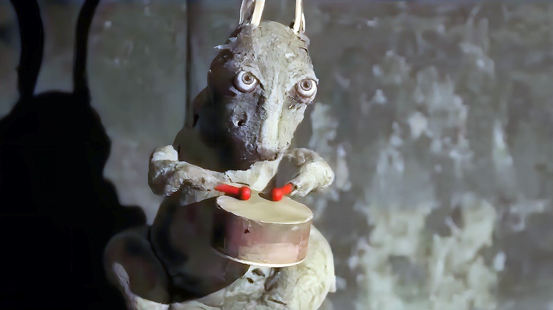 Предостережение 2020 Провести за деньги несколько дней в запущенном жутком доме на острове