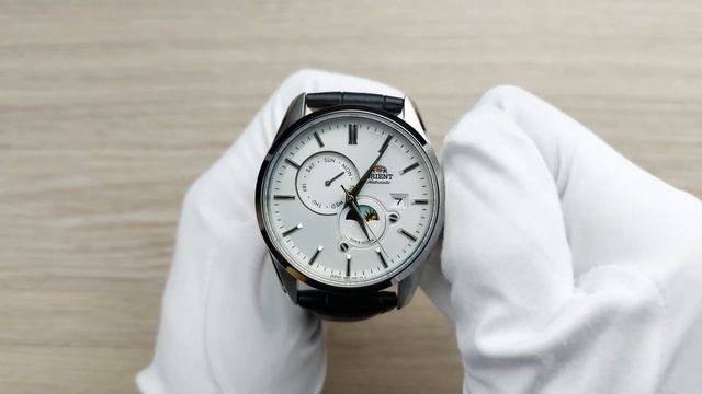 Переиздание первых Sun & Moon / Orient RA-AK0305S смотреть онлайн