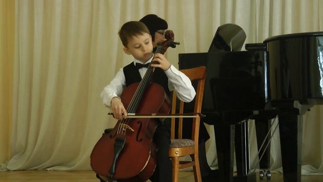 Артем Варецкий - 1 класс Виолончель смотреть онлайн