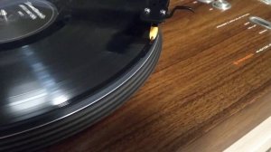 Демонстрация работоспособности проигрывателя винила Pioneer PL-1250