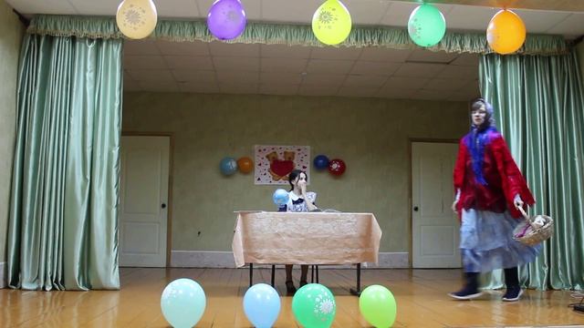 сценка к 8 марта смотреть онлайн